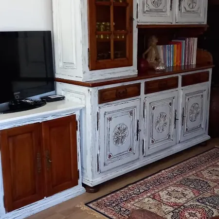 Homestay De - Casa Do Ladrilho Moes